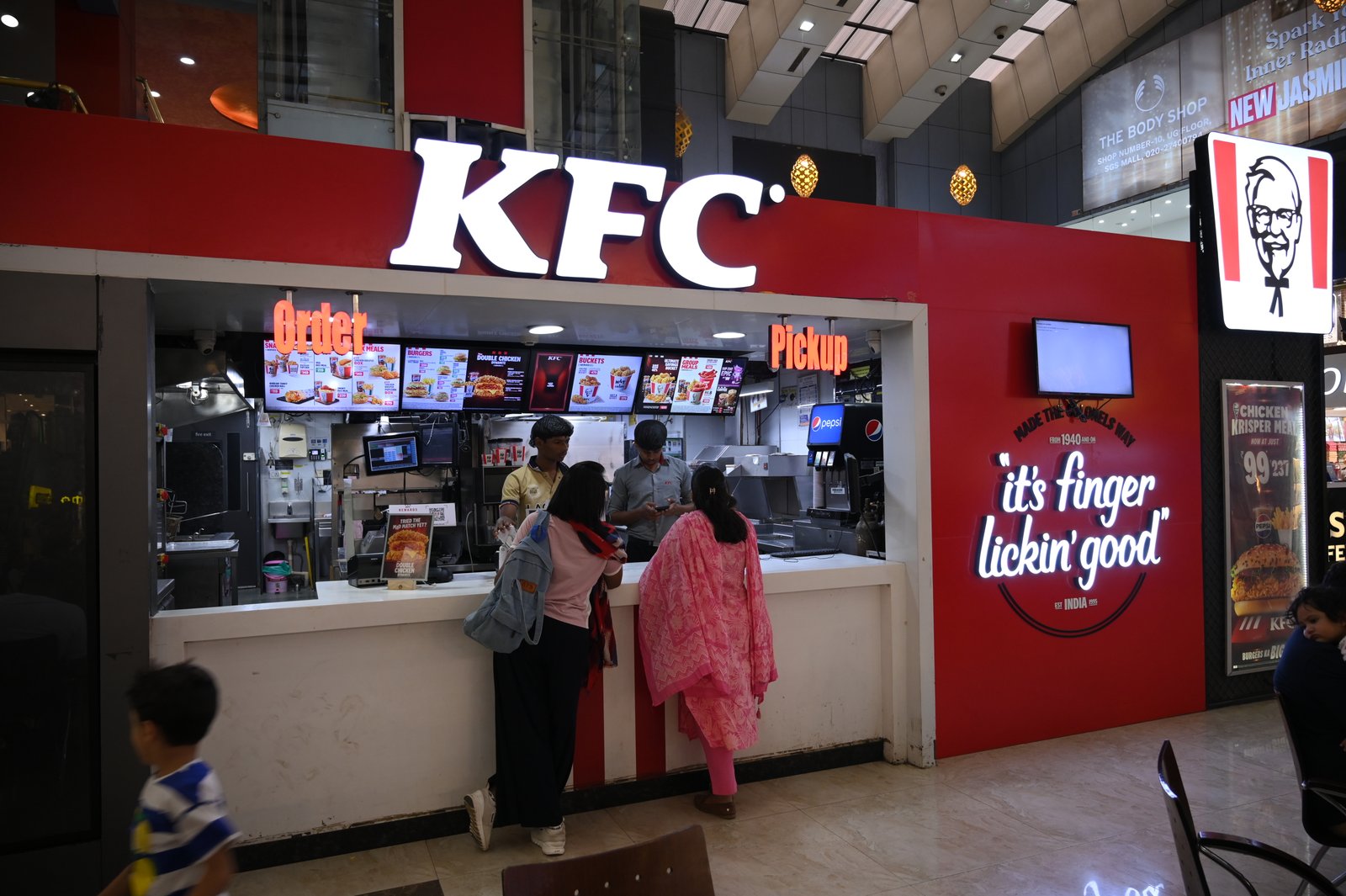 KFC outlet at SGS Mall